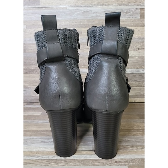 Juicy Couture Abagail Grey Leather & Knit Heel Cozy Cold Weather Boots Womens 9 - Picture 7 of 11